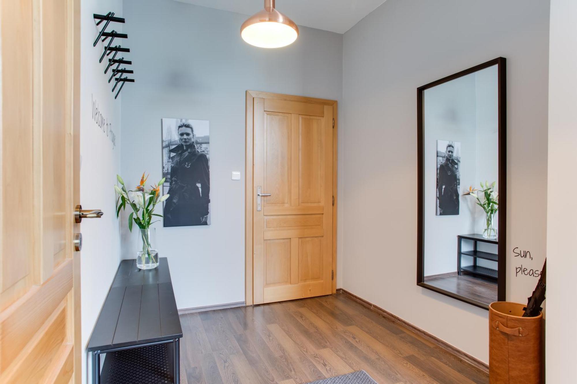 Apartment Ultimate 1 Experience - Duplex, Roof Terrace, Castle View, Free Parking Over Weekends *