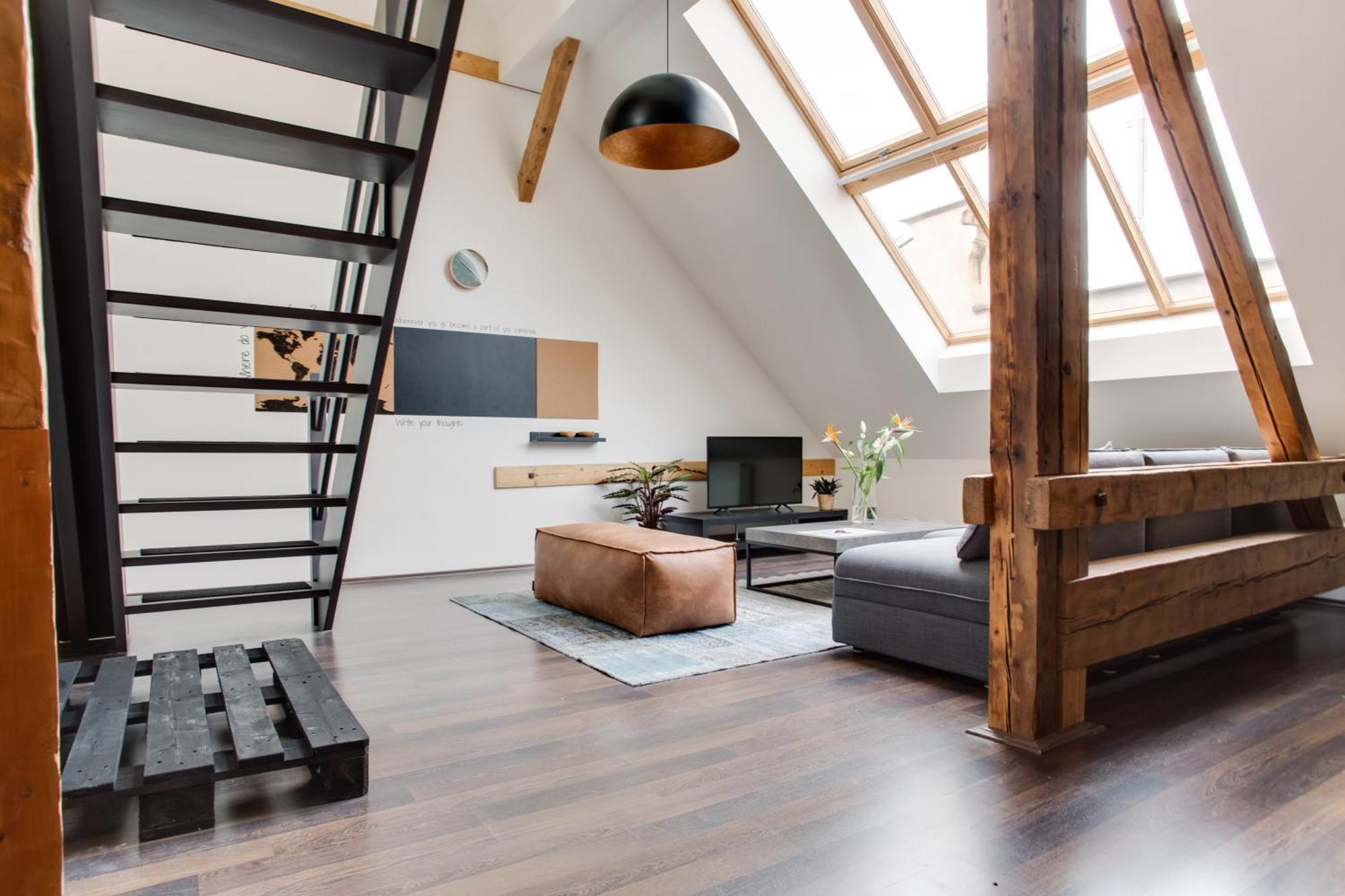Ultimate 1 Experience - Duplex, Roof Terrace, Castle View, Free Parking Over Weekends
