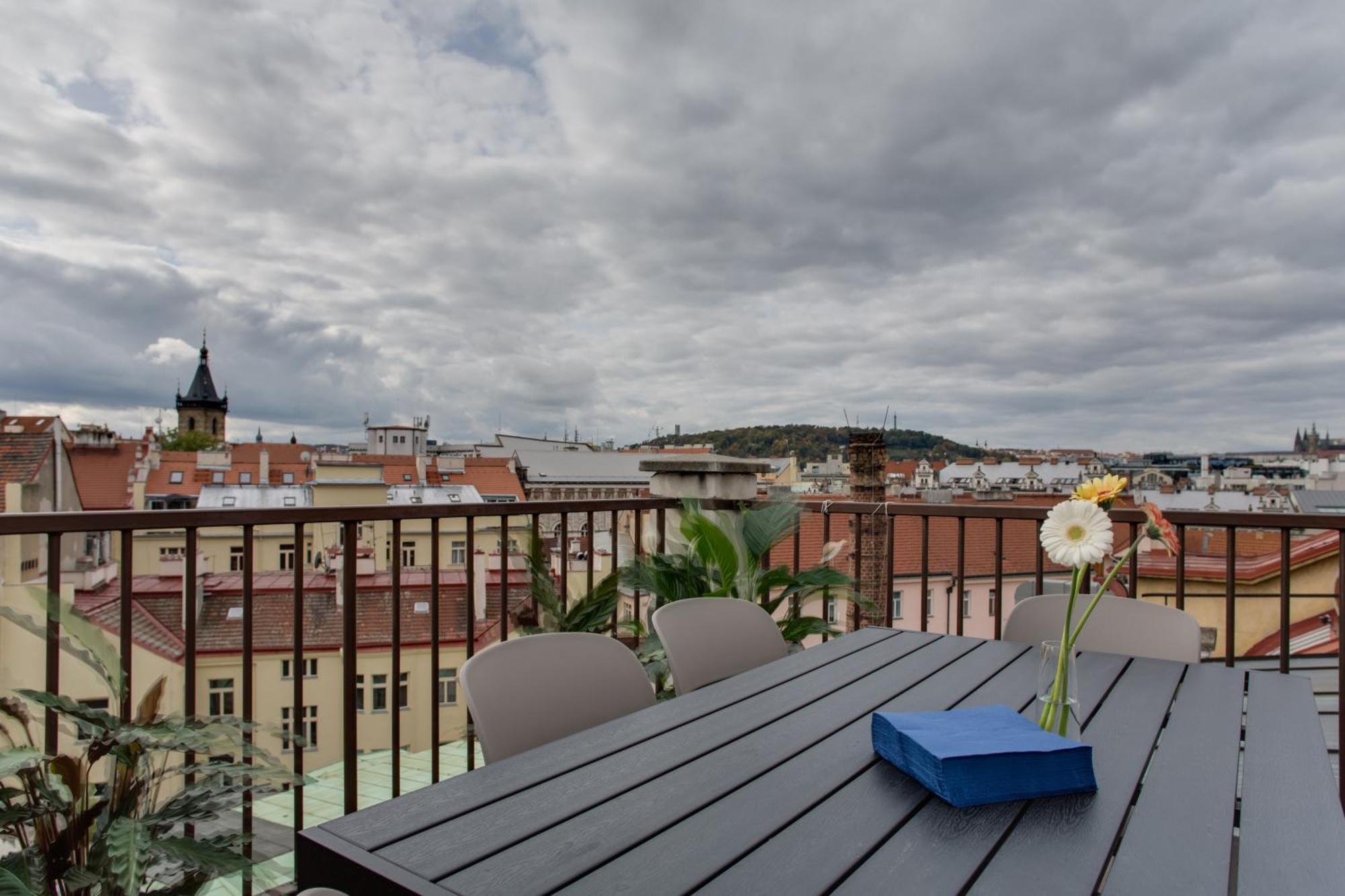 Ultimate 1 Experience - Duplex, Roof Terrace, Castle View, Free Parking Over Weekends Apartment *