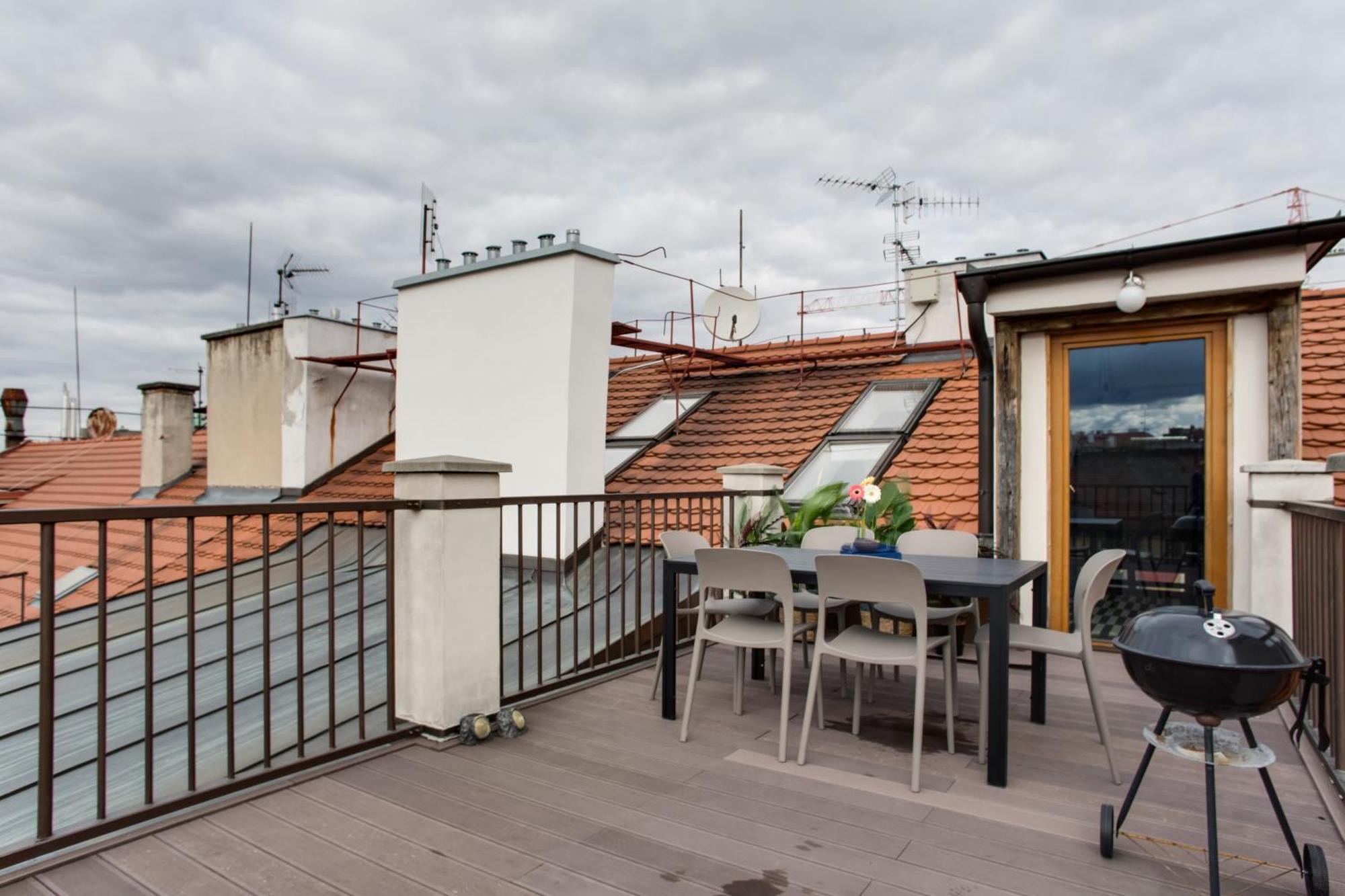 Apartment Ultimate 1 Experience - Duplex, Roof Terrace, Castle View, Free Parking Over Weekends *